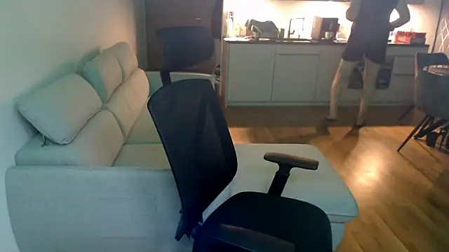 Buidapest online show from 1, 2, 2026