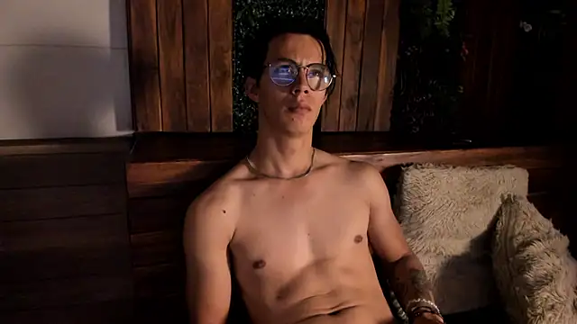 Snapshot of Brandon_starkk chatting on 19, 11, 2025 Brandon starkk online show from 19, 11, 2025