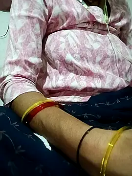 Snapshot of Anushasharma89 chatting on 24, 11, 2025 Anushasharma89 online show from 24, 11, 2025