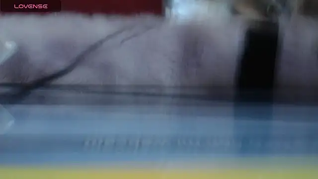 Snapshot of DAYANNZE chatting on 28, 11, 2025 DAYANNZE online show from 28, 11, 2025