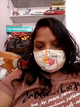 CUTE-LOVE-SWEETS online show from 6, 4, 2026