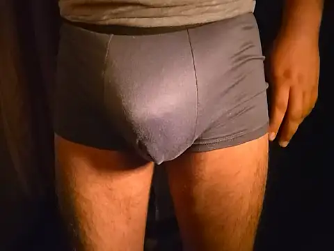 Snapshot of adrian_16_17 chatting on 16, 12, 2025 adrian 16 17 online show from 16, 12, 2025