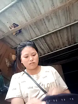 Snapshot of amazo-vv chatting on 17, 11, 2025 amazo-vv online show from 17, 11, 2025