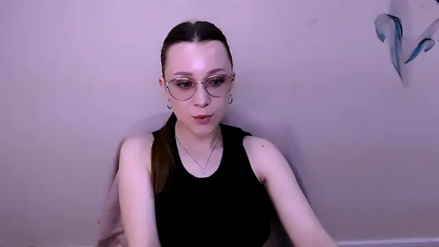 Snapshot of MillaTems_ chatting on 7, 5, 2026 MillaTems online show from 7, 5, 2026