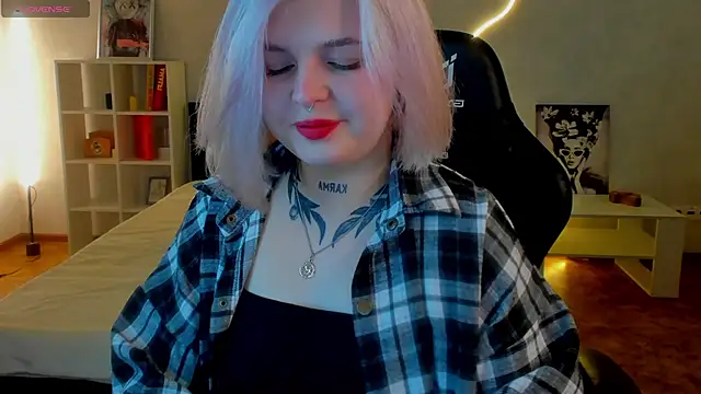 shadow  purrr online show from 22, 11, 2025