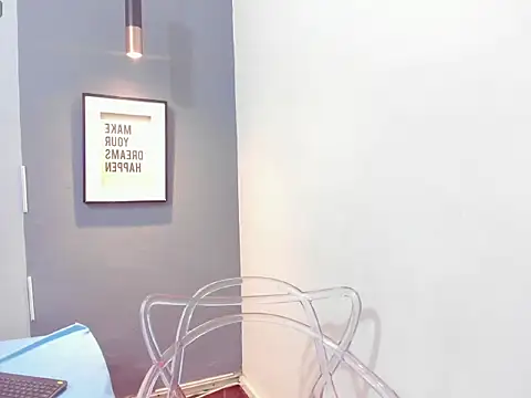 Xelena Kiss online show from 22, 11, 2025