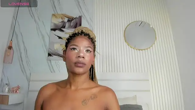 Snapshot of Afro_Luna chatting on 29, 5, 2026 Afro Luna online show from 29, 5, 2026