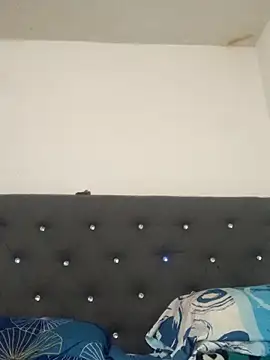 Snapshot of LunaSP99 chatting on 25, 11, 2025 LunaSP99 online show from 25, 11, 2025