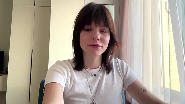 LollySimes online show from 28, 11, 2025