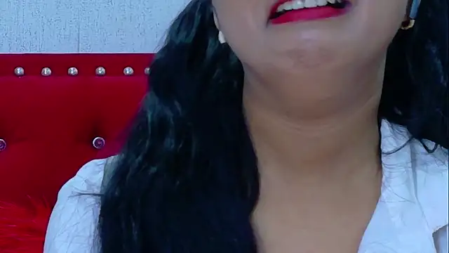 LeahSole online show from 26, 11, 2025