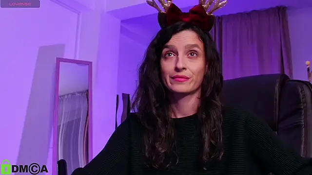 Snapshot of AnnaHarperX chatting on 19, 11, 2025 AnnaHarperX online show from 19, 11, 2025