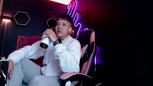 Sweet  heart   online show from 18, 11, 2025