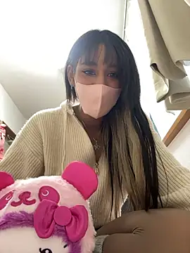 Snapshot of niina_1935 chatting on 1, 12, 2025 niina 1935 online show from 1, 12, 2025