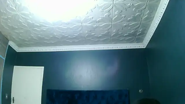 BrunetteNaomi8 online show from 18, 2, 2026