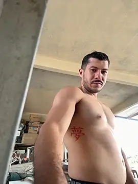 Snapshot of DARG_17 chatting on 24, 11, 2025 DARG 17 online show from 24, 11, 2025