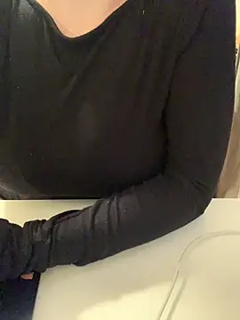 Ghostbaby02 online show from 12, 1, 2026