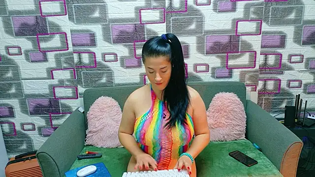 Snapshot of JessyMist chatting on 26, 11, 2025 JessyMist online show from 26, 11, 2025