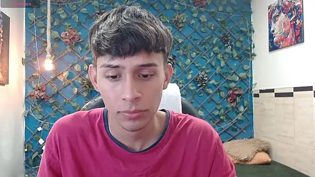 Snapshot of DraxBlade09 chatting on 17, 12, 2025 DraxBlade09 online show from 17, 12, 2025