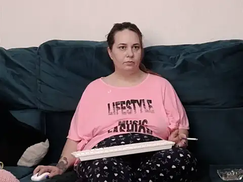 EmilyJenner online show from 30, 3, 2026