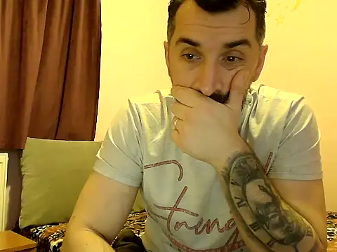 Brianhot8 online show from 23, 11, 2025