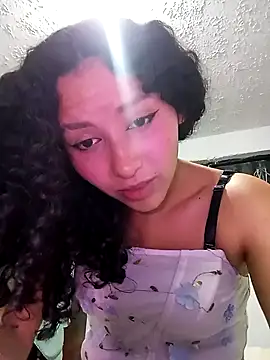 pettymoon1 online show from 25, 11, 2025