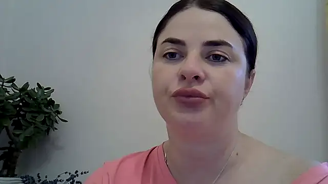 Snapshot of Darkroseq chatting on 4, 8, 2026 Darkroseq online show from 4, 8, 2026