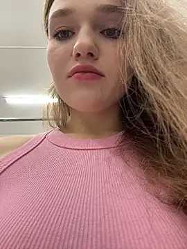 Snapshot of RussianWoman chatting on 17, 2, 2026 RussianWoman online show from 17, 2, 2026