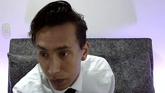 liam  blake online show from 25, 11, 2025