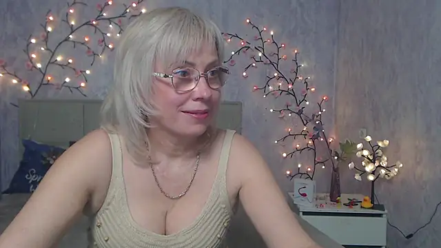 Snapshot of LaurenWishy chatting on 1, 5, 2026 LaurenWishy online show from 1, 5, 2026