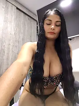 Laia torres1 online show from 16, 2, 2026