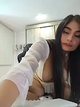 Snapshot of Laia_torres1 chatting on 27, 6, 2026 Laia torres1 online show from 27, 6, 2026