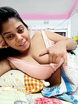 Snapshot of Farihasultana30 chatting on 20, 11, 2025 Farihasultana30 online show from 20, 11, 2025