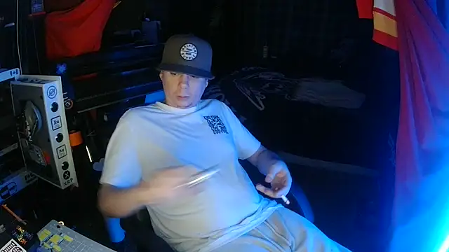 Bowerboi online show from 30, 11, 2025