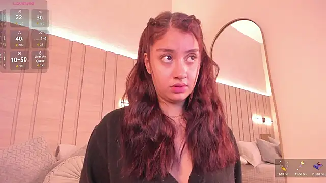 Zoe Mendez online show from 28, 11, 2025