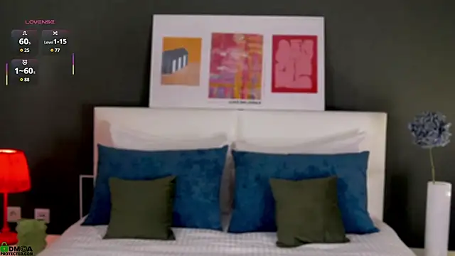 Snapshot of EmilyNoiri chatting on 29, 11, 2025 EmilyNoiri online show from 29, 11, 2025