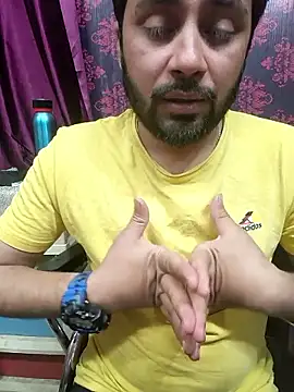 Cute Lucky online show from 17, 2, 2026