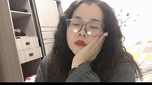 Snapshot of Huahua3187 chatting on 21, 11, 2025 Huahua3187 online show from 21, 11, 2025