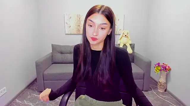 Julia Laurents online show from 25, 11, 2025