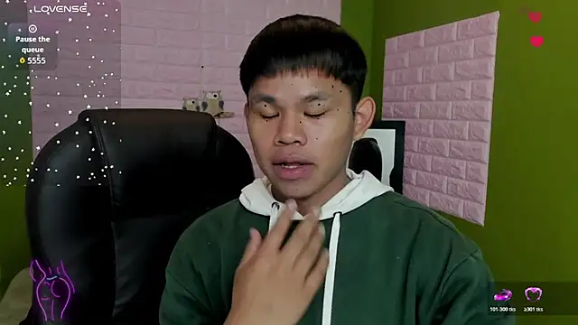 tommy cherry  online show from 28, 11, 2025