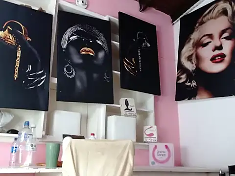 Snapshot of crissex3 chatting on 17, 2, 2026 crissex3 online show from 17, 2, 2026