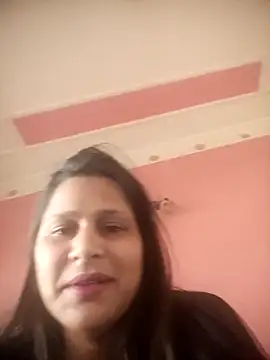 Snapshot of Ariana101 chatting on 1, 12, 2025 Ariana101 online show from 1, 12, 2025