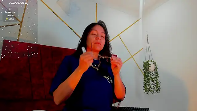 Julieta Lein  online show from 10, 1, 2026