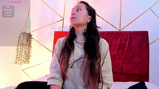 Julieta Lein  online show from 13, 1, 2026