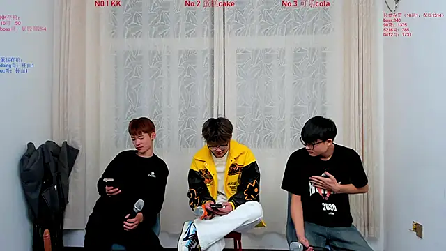 Delicious-boys-001 online show from 26, 11, 2025