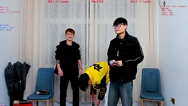 Delicious-boys-001 online show from 30, 11, 2025