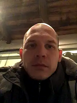 Snapshot of Spielzeugtwink chatting on 28, 11, 2025 Spielzeugtwink online show from 28, 11, 2025