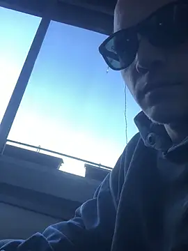 Spielzeugtwink online show from 23, 4, 2026