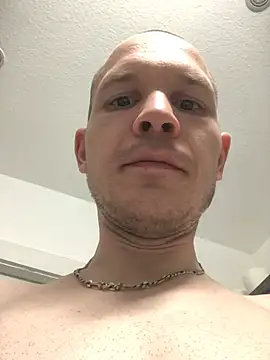 Snapshot of Spielzeugtwink chatting on 6, 7, 2026 Spielzeugtwink online show from 6, 7, 2026