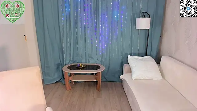 Snapshot of CherrylHolme chatting on 18, 4, 2026 CherrylHolme online show from 18, 4, 2026