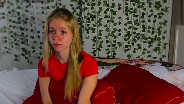 Snapshot of Cute_Beautiful_Princess chatting on 28, 11, 2025 Cute Beautiful Princess online show from 28, 11, 2025